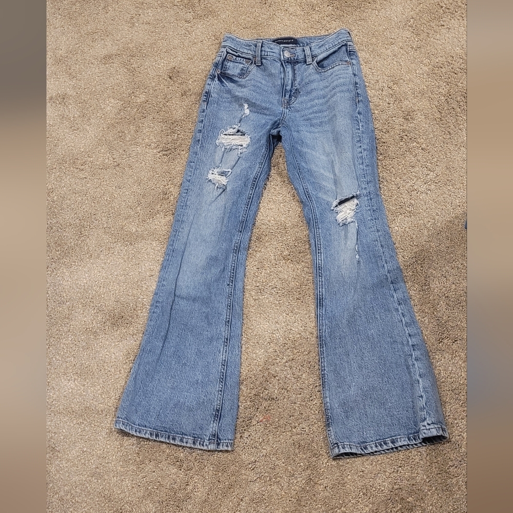 Bootcut Aeropostale jeans!